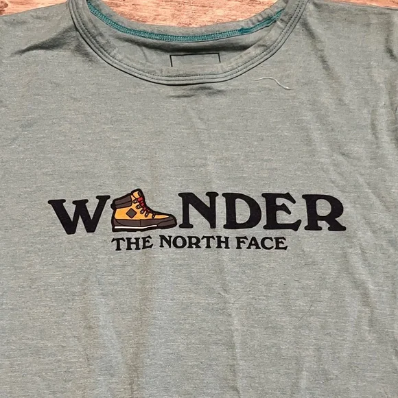 The North Face women’s Teal Wander T-Shirt - Picture 4 of 5